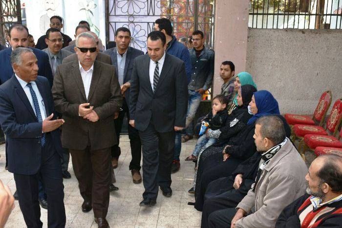 انطلاق قافلة بمدينة بلبيس لإجراء 300 عملية مياه بيضاء بالمجان 4 انطلاق قافلة بمدينة بلبيس لإجراء 300 عملية مياه بيضاء بالمجان 3