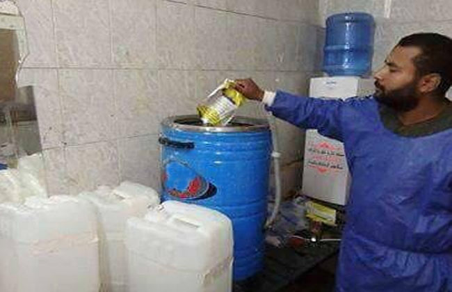 بيان عاجل لوزير الصحة بعد استخدام غسالات ملابس فى تجهيز علاج الغسيل الكلوى