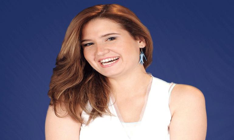 هكذا احتفلت هنا شيحة بعيد ميلادها والكريسماس مع شقيقتها 1 هنا شيحة