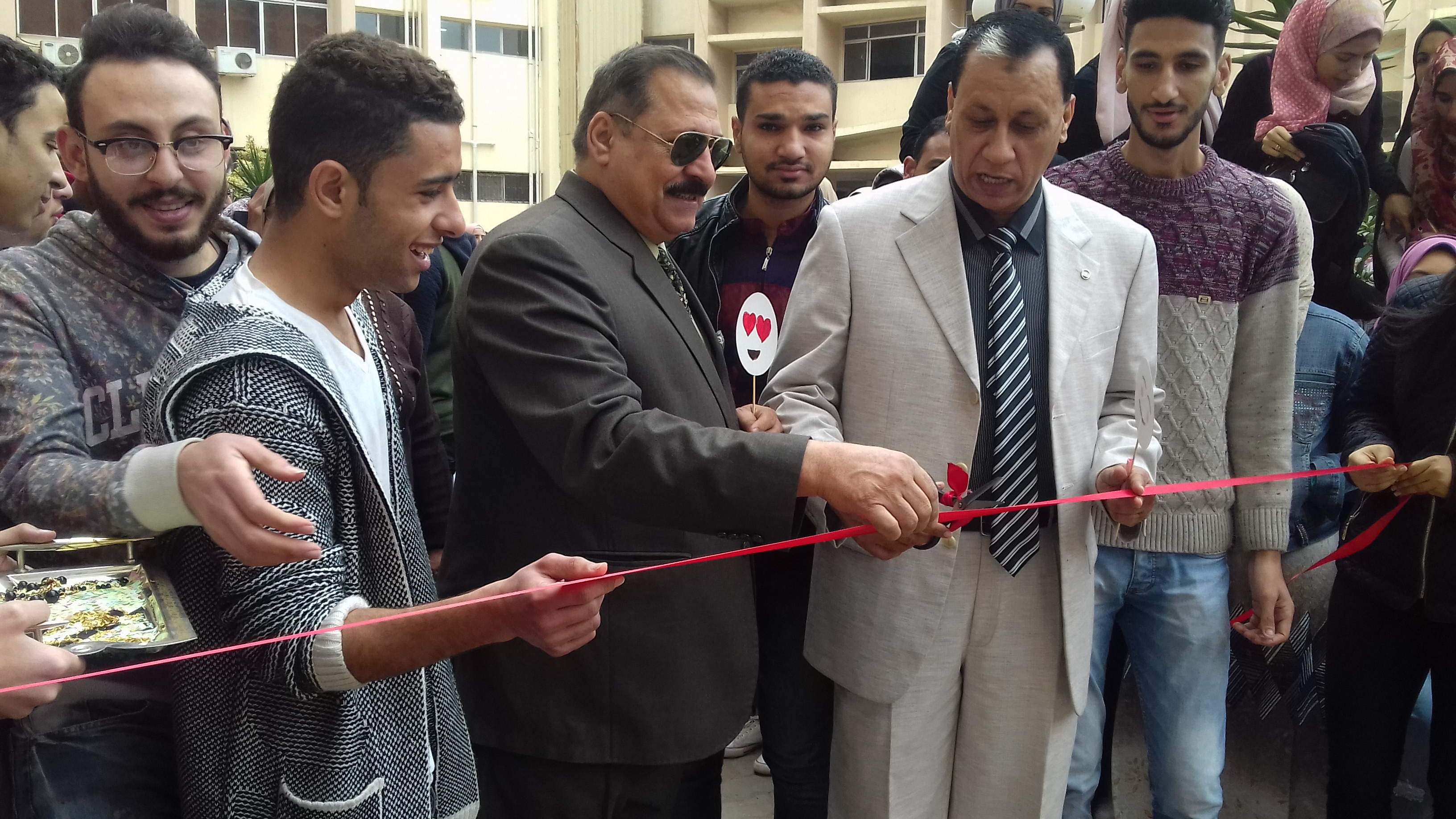 آداب الزقازيق تفتتح اليوم الفني أمام الطلاب 5 20180211 115049