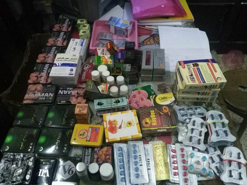 ضبط أدوية محظورة ومضاد حيوي مجهول المصدر في حملة على صيدليات الشرقية 3