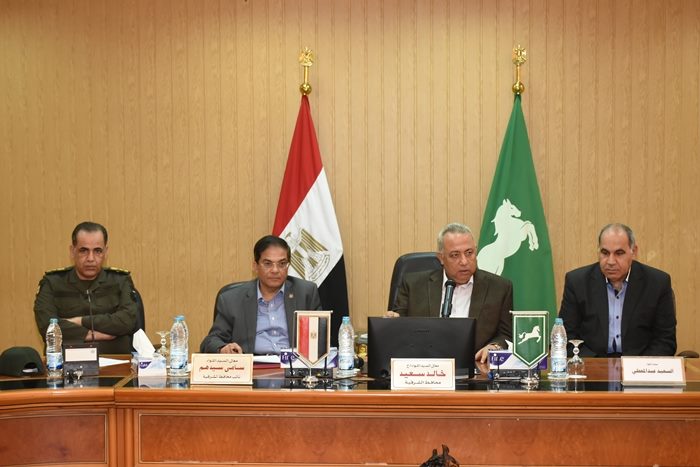 محافظ الشرقية يتابع أعمال غرفة العمليات الرئيسية للانتخابات الرئاسية محافظ الشرقية يتابع أعمال غرفة العمليات الرئيسية للانتخابات الرئاسية