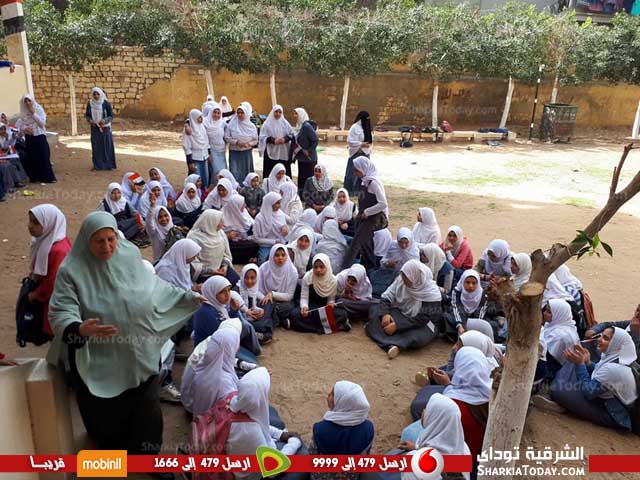 معهد فتيات الصوة بأبوحماد ينظم «يوم للأزهر في حب مصر» لدعم الجيش والشرطة 3 777