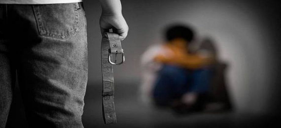 تجديد حبس عامل ببلبيس عذّب طفلته حتى الموت