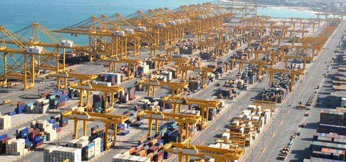 موانيء دبي تبدي اهتمامها بالاستثمار في ميناء العاشر من رمضان