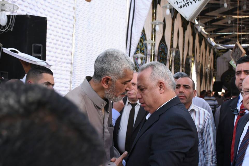 وزير الأوقاف ومحافظ الشرقية يؤديان واجب العزاء في الشهيد محمد عادل بمنيا القمح 4 وزير الأوقاف ومحافظ الشرقية يؤديان واجب العزاء في الشهيد محمد عادل بمنيا القمح
