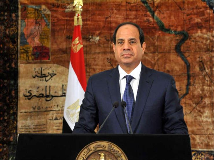 السيسي يقر العلاوة الاستثنائية للموظفين