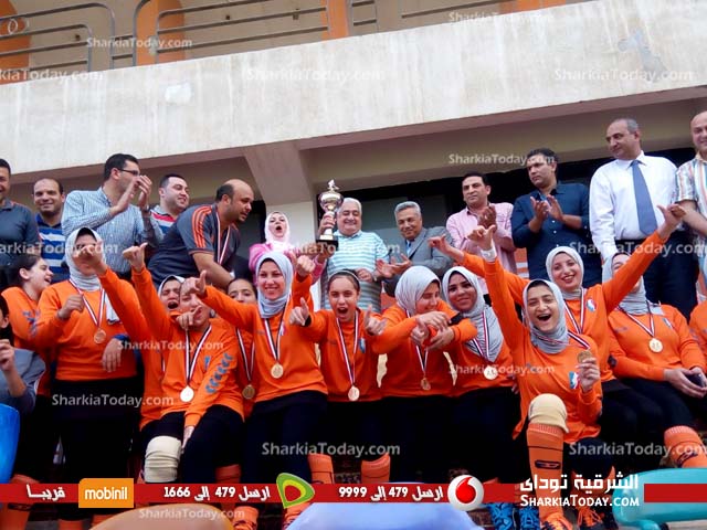 الشرقية تفوز بدوري الهوكي للآنسات للمرة الـ 21 2 الشرقية تفوز بدوري الهوكي للآنسات