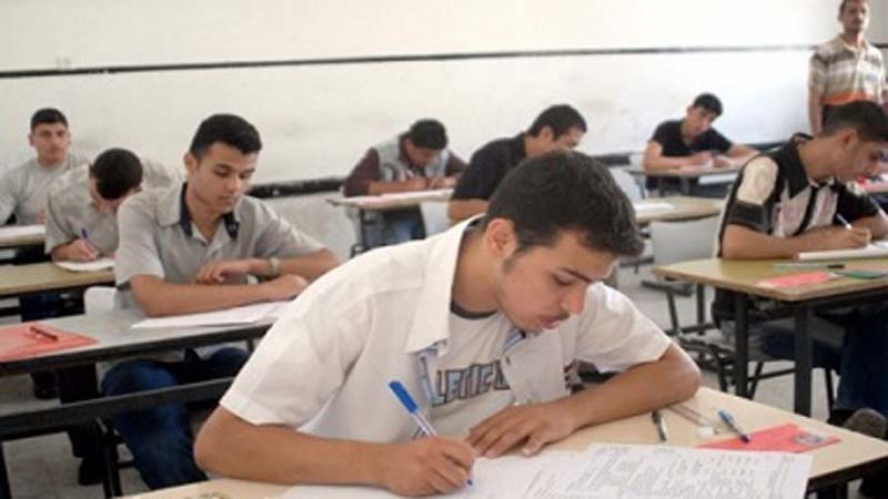 بدء امتحان الفيزياء للثانوية الأزهرية للقسم العلمي بالشرقية 1 طلاب