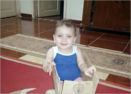 والدة الطفلة كارما تنهار وتروي تفاصيل وفاة ابنتها بعد نشر صورتها على الفيسبوك 1 كارما89