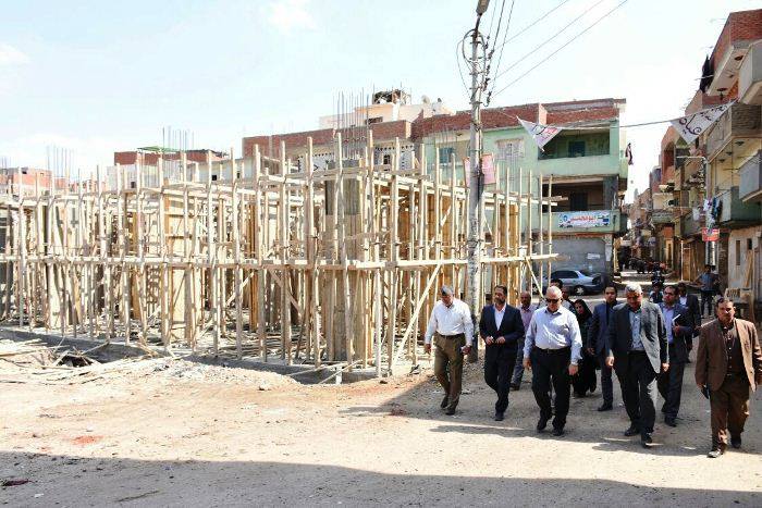 محافظ الشرقية يتابع إنشاء مجمع خدمات بقرية الشوبك بالزقازيق 1 محافظ الشرقية يتابع إنشاء مجمع خدمات بقرية الشوبك بالزقازيق