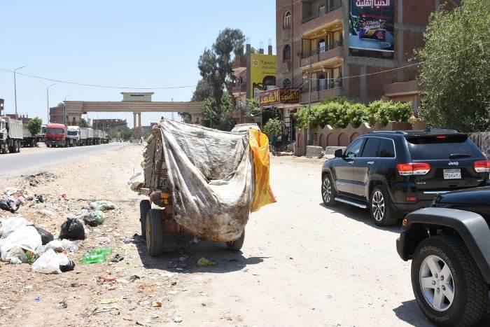 محافظ الشرقية يضبط نباش ويأمر باتخاذ الإجراءات القانونية حياله 1 35734877 1747668858654169 3881628869022711808 n 1