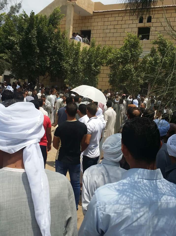 تشييع جثمان طلاب الشرقية ضحايا حادث الغرق 2 تشييع جثمان طلاب كلية الحقوق ضحايا حادث الغرق