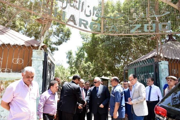 محافظ الشرقية يزور حديقة حيوان الزقازيق ويشارك المواطنين فرحتهم بالعيد 1 محافظ الشرقية يزور حديقة حيوان الزقازيق