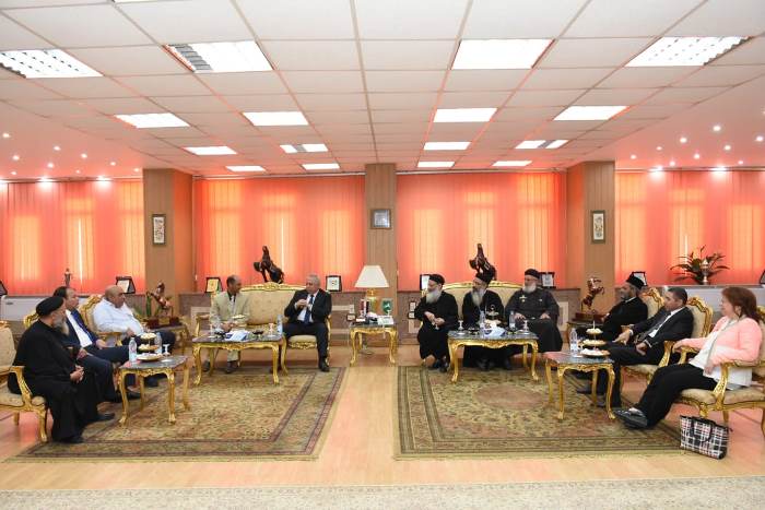 محافظ الشرقية يستقبل مدير الأمن وأعضاء مجلس النوابمحافظ الشرقية يستقبل مدير الأمن وأعضاء مجلس النواب