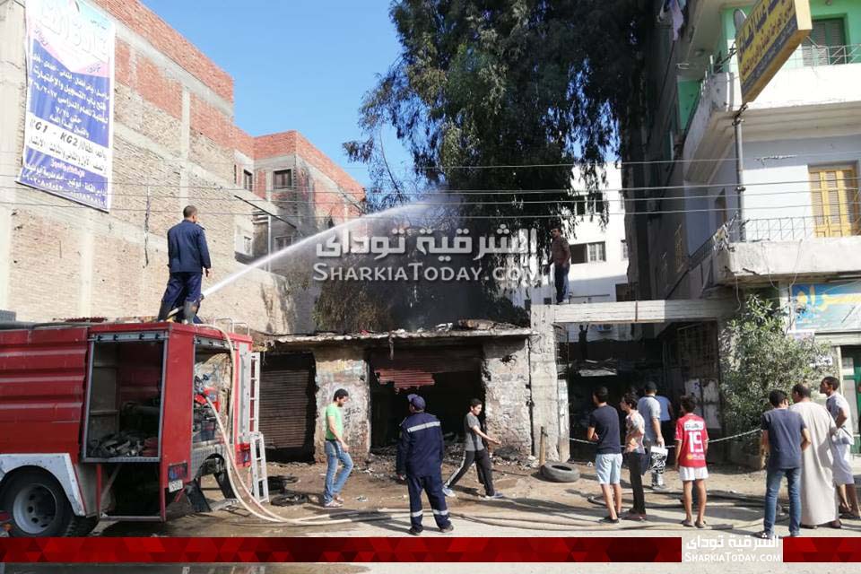 حريق ضخم في مخزن بجوار بنك القاهرة بأبوكبير