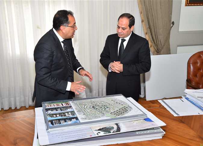 رئيس الوزراء عن تنمية سيناء