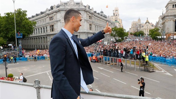 تعليق وكيل رونالدو عقب أنباء رحيله عن ريال مدريد 1 وكيل رونالدو عقب أنباء رحيله عن ريال مدريد