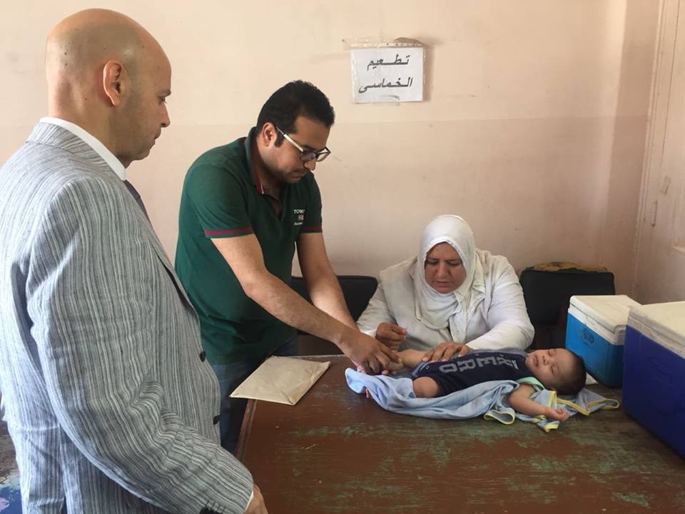 وكيل صحة الشرقية يتابع أول أيام التطعيم ضد شلل الأطفال 1 وكيل صحة الشرقية يتابع أول أيام التطعيم ضد شلل الأطفال