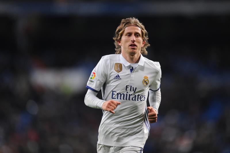 لوكا مودريتش يفوز بجائزة أفضل لاعب في أوروبا