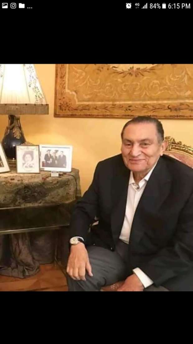 أحدث صورة للرئيس الأسبق محمد حسني مبارك