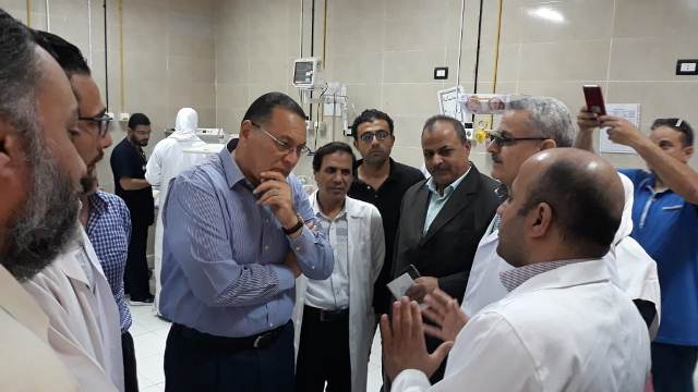 محافظ الشرقية يفاجئ مستشفى الحسينية بالزيارة بعد شكوى الأهالى 