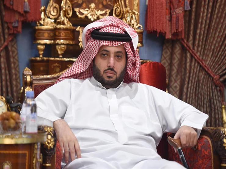 تركي آل الشيخ يطلق 9 تعليقات بعد قرار إعفائه