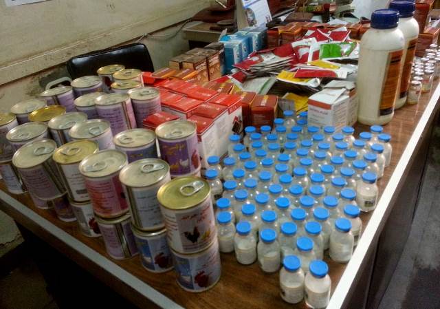 حملة مفاجئة لعيادات بيع الأدوية البيطرية بديرب نجم 1 حملات تفتيشية مفاجئة بعيادات ومراكز بيع الأدوية البيطرية بالشرقية