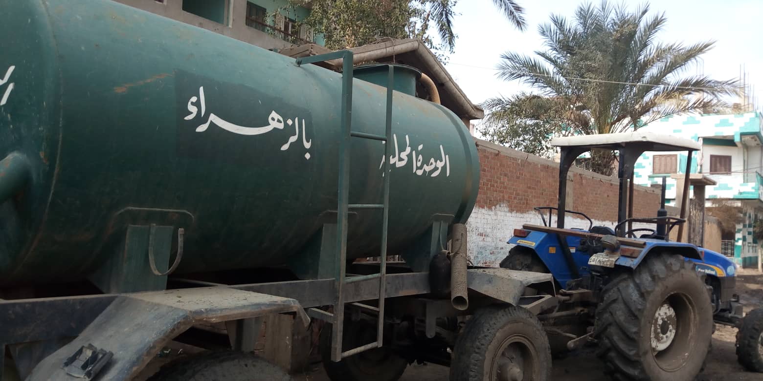 سحب مياه الصرف الصحي بكفر أباظة بالزقازيق استجابة لما نشرناه 5 سحب مياه الصرف الصحي بكفر أباظة بالزقازيق