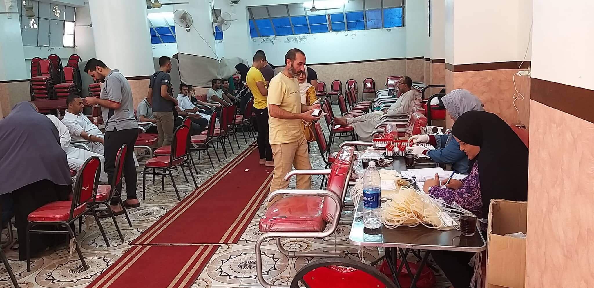 حملة للتبرع بالدم بقرية منزل حيّان بههيا 6 الشرقية