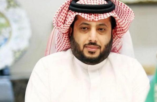 تركي آل شيخ يفتح تحقيق عاجل بخصوص مرأة منتقبة 9 تركي آل شيخ