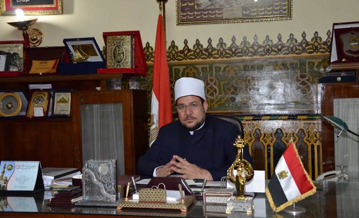 وزير الأوقاف يعلن رفع مرتبات جميع أئمة المساجد 1 وزارة الاوقاف