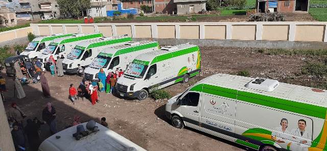 فحص 1750 مواطن في قافلة طبية مجانية بديرب نجم 1 فحص 1750 مواطن في قافلة طبية مجانية بديرب نجم