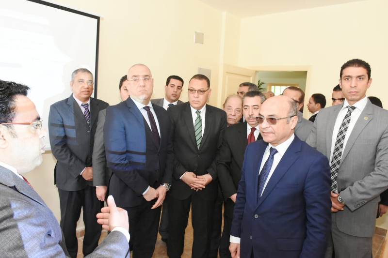 وزير العدل يفتتح فرع جديد للشهر العقاري بالشرقية 5 84399696 2746154058805639 754037738524639232 n