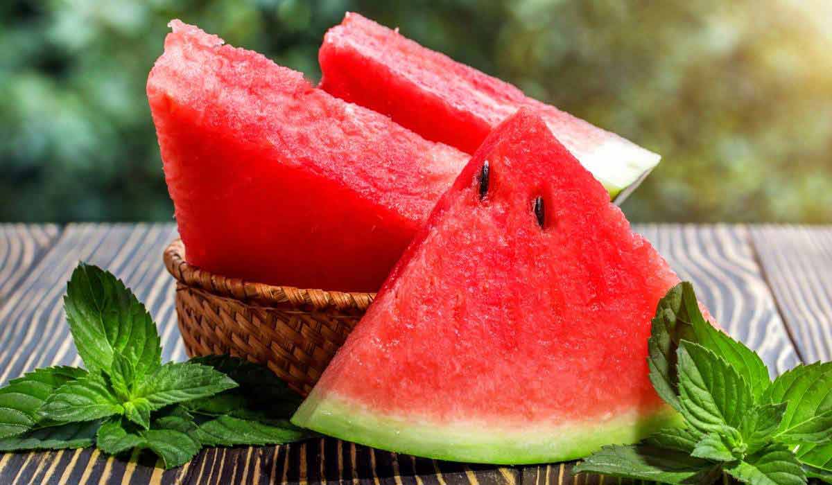 أضرار وفوائد البطيخ