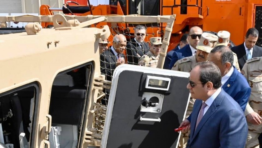 السيسي يفتتح مصنع 300 الحربي في شركة أبو زعبل 1 عبد الفتاح السيسي