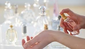 عطور تعشقها جميع الأمهات 2 عطور لعيد الأم