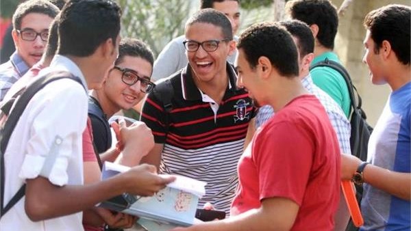 كلية الطب تدخل المرحلة الثانية من التنسيق 1 الطلاب