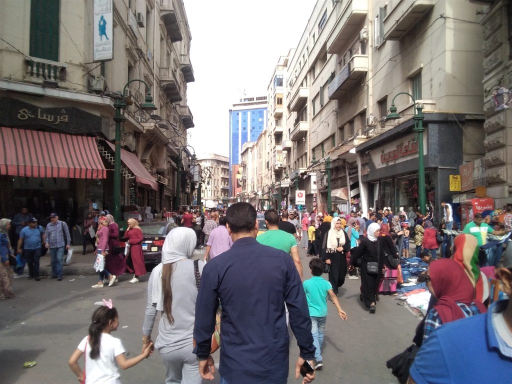 وزير الإعلام: الزحام في الأسوق والشوارع يدفعنا لتطبيق السيناريو الأسوأ 1 الزحام في الأسوق