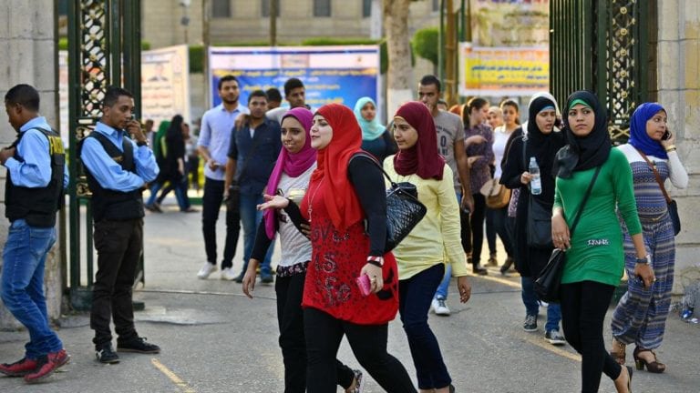 موعد امتحانات الفرق النهائية بالجامعات 1 00 150