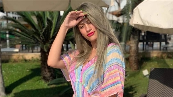 القبض على فتاة تيك توك جديدة داخل كمبوند بأكتوبر 5 157