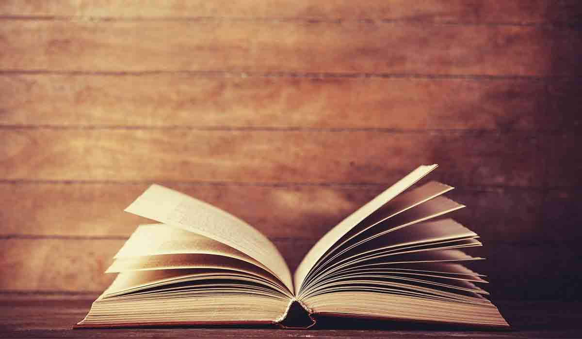 أفضل روايات عربية وعالمية تستحق القراءة