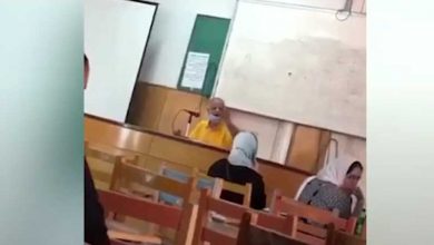 الفيديو المتسبب فى إيقاف أستاذ جامعي