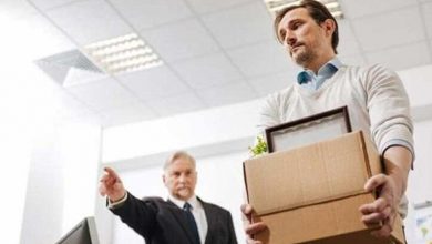 أسباب إنهاء خدمة الموظف تحت الاختبار.. منها التقييم والتغيب عن العمل 8 إنهاء خدمة الموظف تحت الاختبار