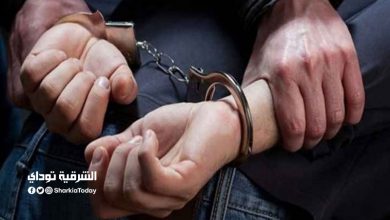 لمرورهما بضائقة مالية.. ضبط زوجين عرضا طفلتيهما للبيع على "فيسبوك"