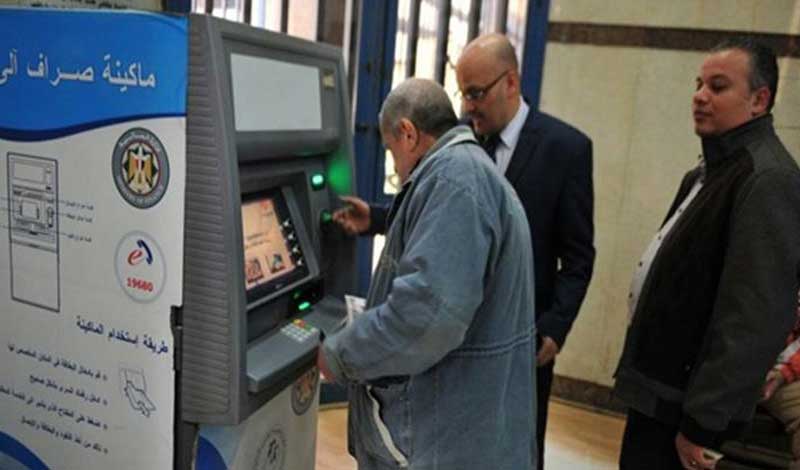 موظفين لن يحالوا للمعاش في سن الـ 60 1 موظفين لن يحالوا للمعاش في سن الـ 60