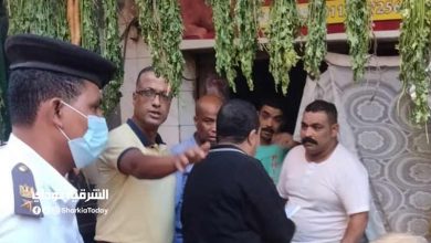 شاهد.. 10 صور ترصد لحظة مداهمة محل "الجملي هو أملي" في المطرية 6 الطوخي 11