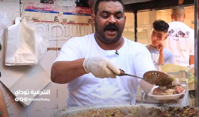 "الطوخي الجملي هو أملي".. الداخلية تقرر غلق وتشميع محل أشهر بائع "سمين" في مصر 1 الطوخي الجملي هو أملي
