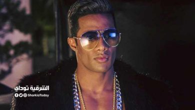 صورة محمد رمضان في كتاب