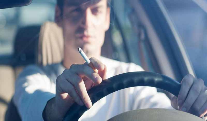 عقوبة التدخين في السيارات الخاصة